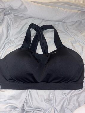 Women’s Brooks Black Cross-Back Support Sports Bra